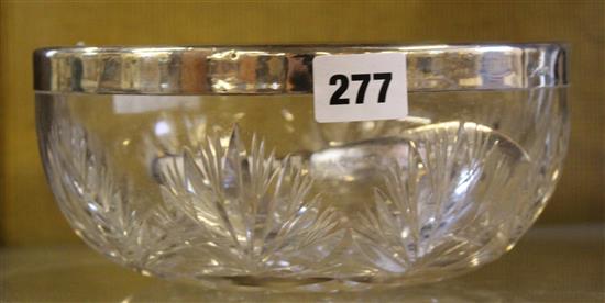 Edwardian silver mounted glass salad bowl and a butter knife (2)